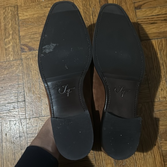 Dress shoes